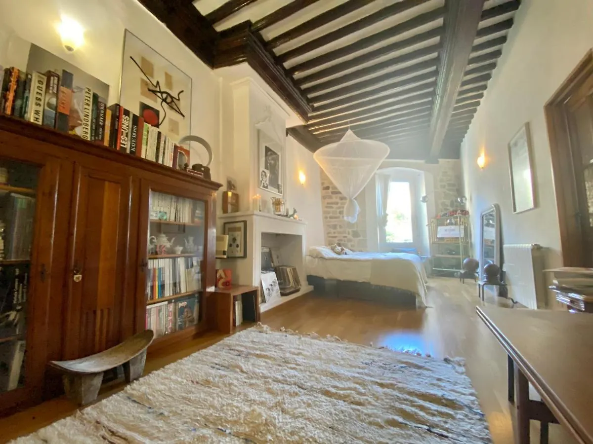 Aparthotel La Suite Sainte Claire Hyeres France